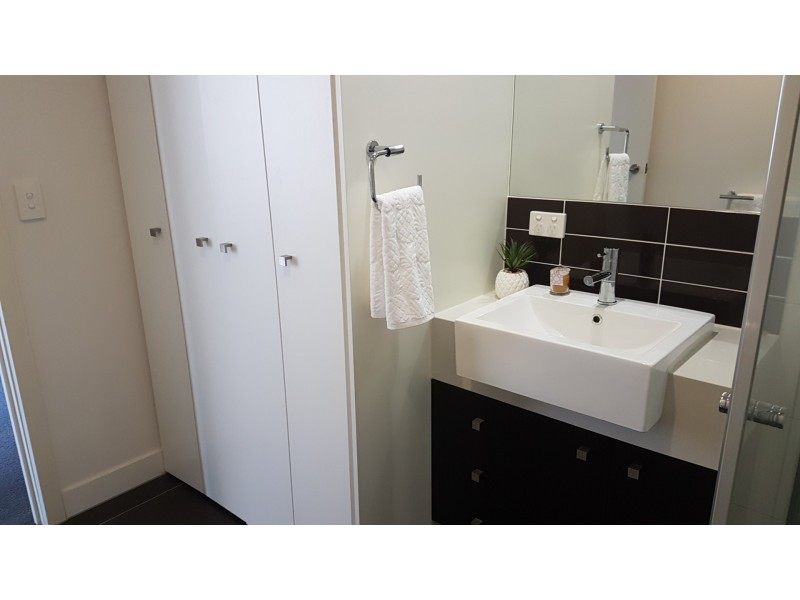 403/8 Gheringhap Street, Geelong VIC 3220