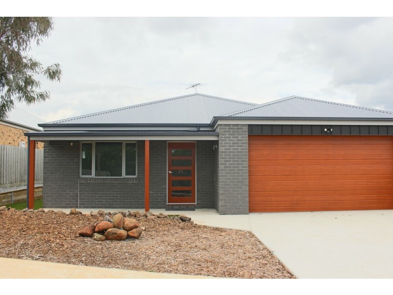 1/14 Church Street, Breakwater VIC 3219