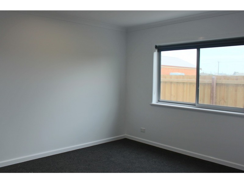 1/14 Church Street, Breakwater VIC 3219