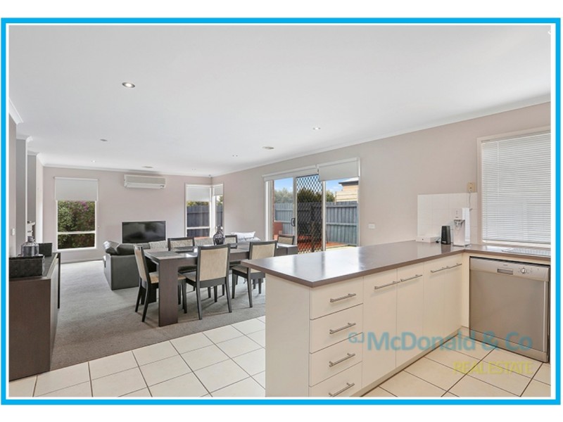 24 The Vineyard, Waurn Ponds VIC 3216