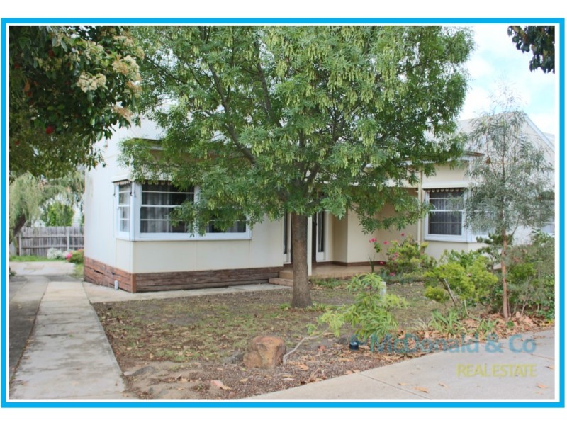 3 Merton Grove, Manifold Heights VIC 3218