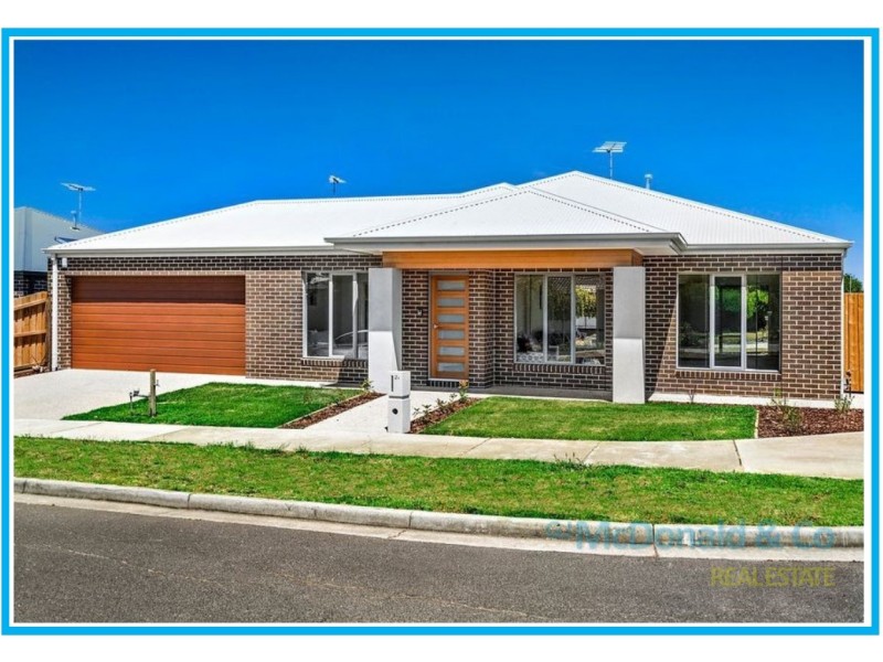 2a Springhurst Crescent, Grovedale VIC 3216