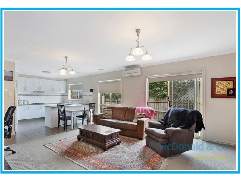 2/8-10 Breadalbane Street, Newcomb VIC 3219