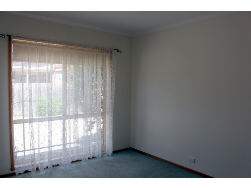 2/90 Roslyn Road, Belmont VIC 3216