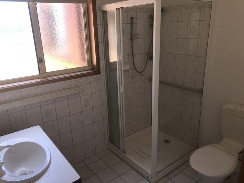 2/90 Roslyn Road, Belmont VIC 3216