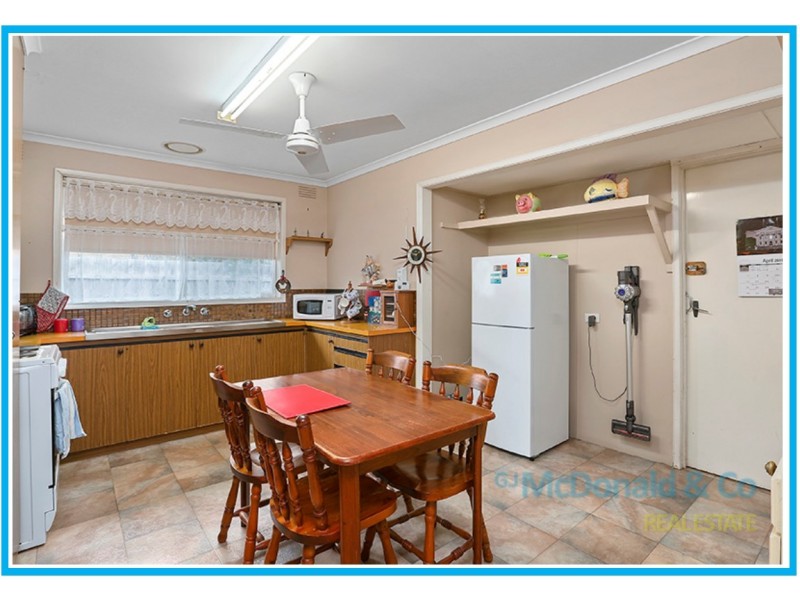 2E Elizabeth Street, St Albans Park VIC 3219