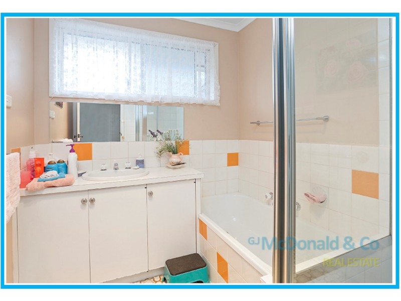 2E Elizabeth Street, St Albans Park VIC 3219