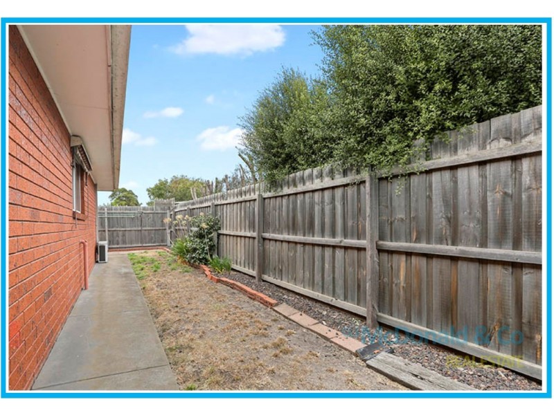 2E Elizabeth Street, St Albans Park VIC 3219