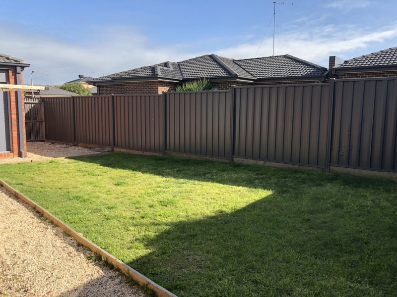 30 Sugargum Drive, Waurn Ponds VIC 3216