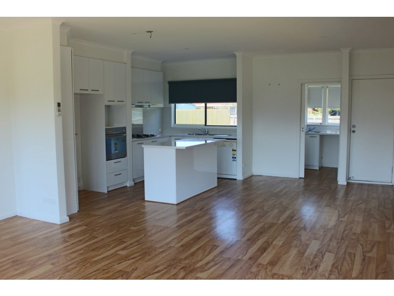 42 Regent Street, Whittington VIC 3219