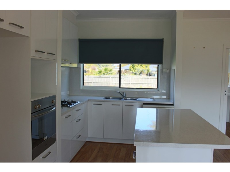 42 Regent Street, Whittington VIC 3219