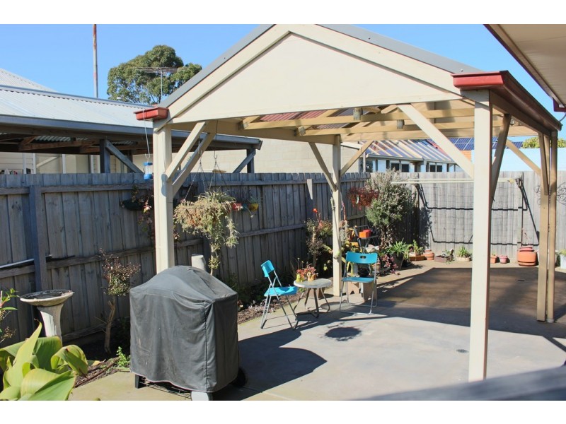 35 Meakin Street, East Geelong VIC 3219