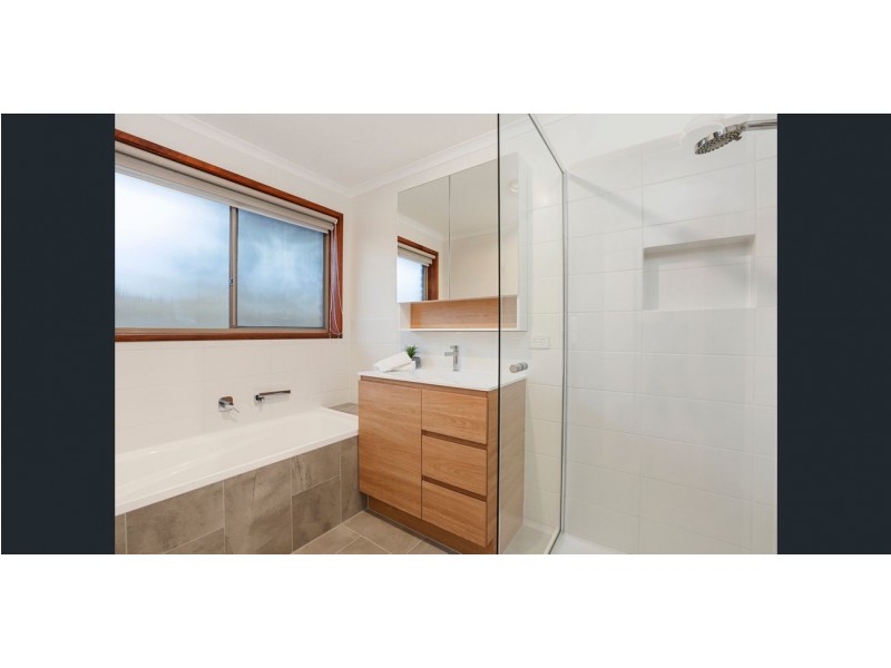 11 Klemke Court, Grovedale VIC 3216