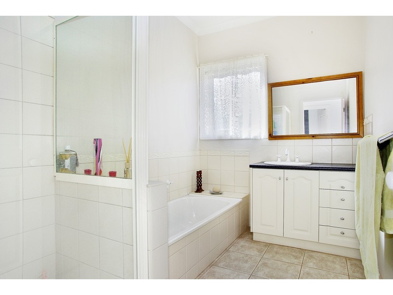 2/112 Gertrude Street, Geelong West VIC 3218