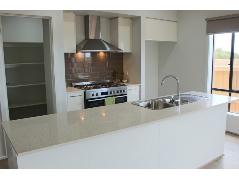 25 Rosella Road, Torquay VIC 3228