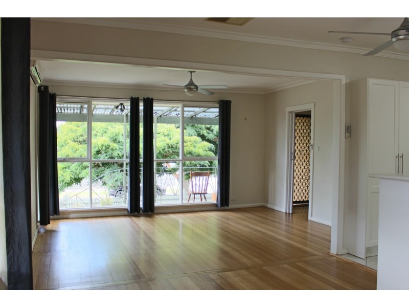 16 Chanel Avenue, Bell Post Hill VIC 3215