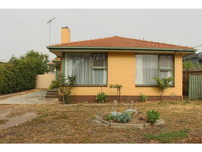 5 Charles Street, Belmont VIC 3216