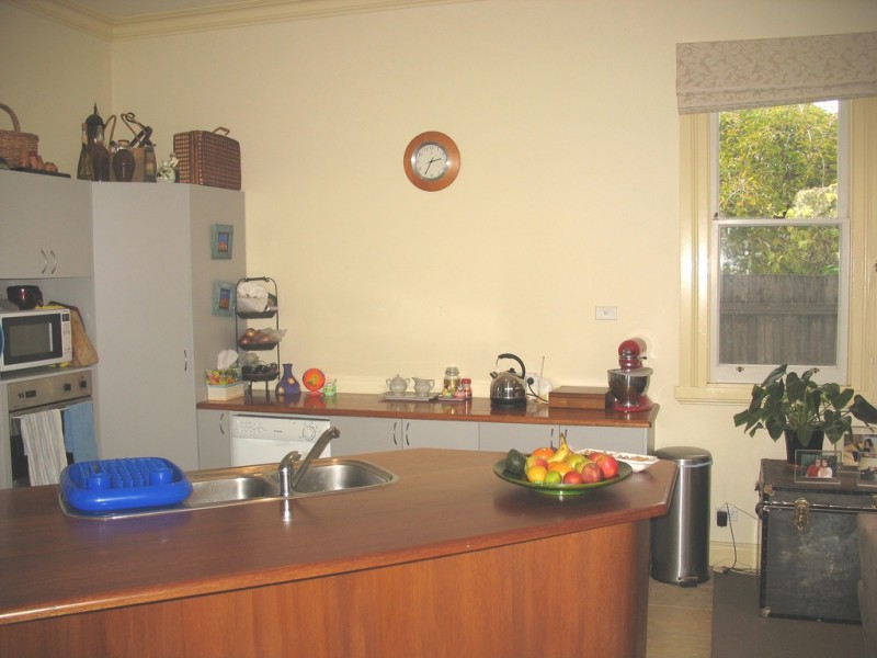 5 Bendigo Street, Geelong West VIC 3218