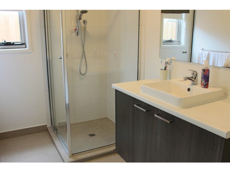 24 Hardiman Circuit, Fyansford VIC 3221