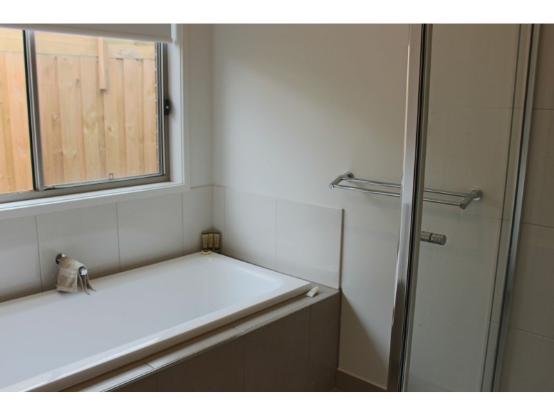 24 Hardiman Circuit, Fyansford VIC 3221