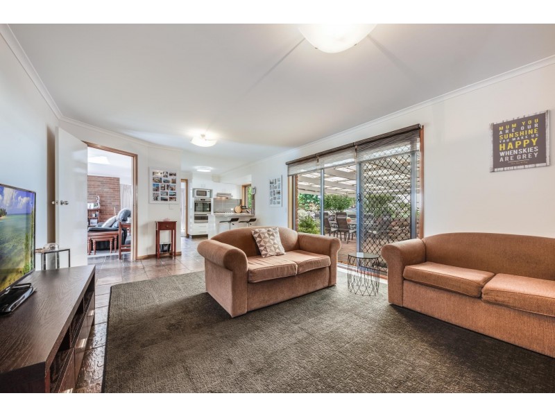 7 Reta Close, Leopold VIC 3224