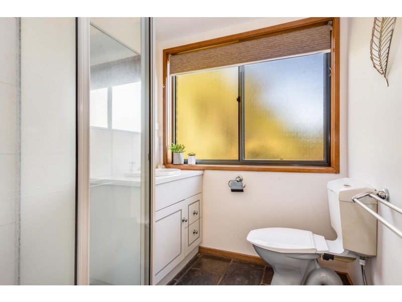 7 Reta Close, Leopold VIC 3224