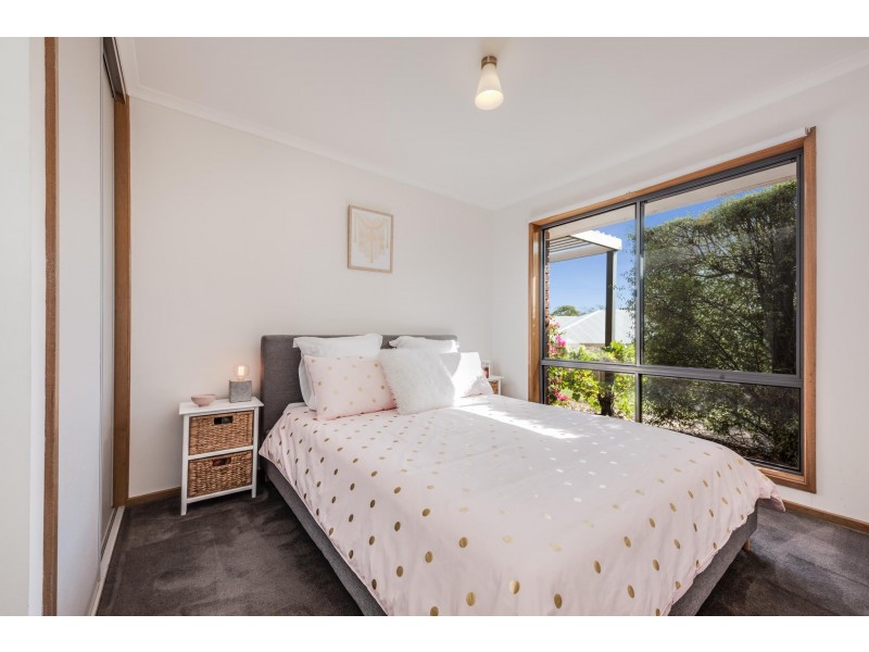 7 Reta Close, Leopold VIC 3224
