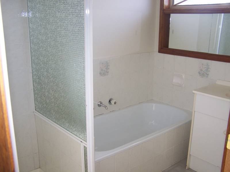 2/49 Brittania Street, Geelong West VIC 3218