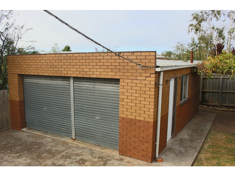 12 Glengate Street, Hamlyn Heights VIC 3215