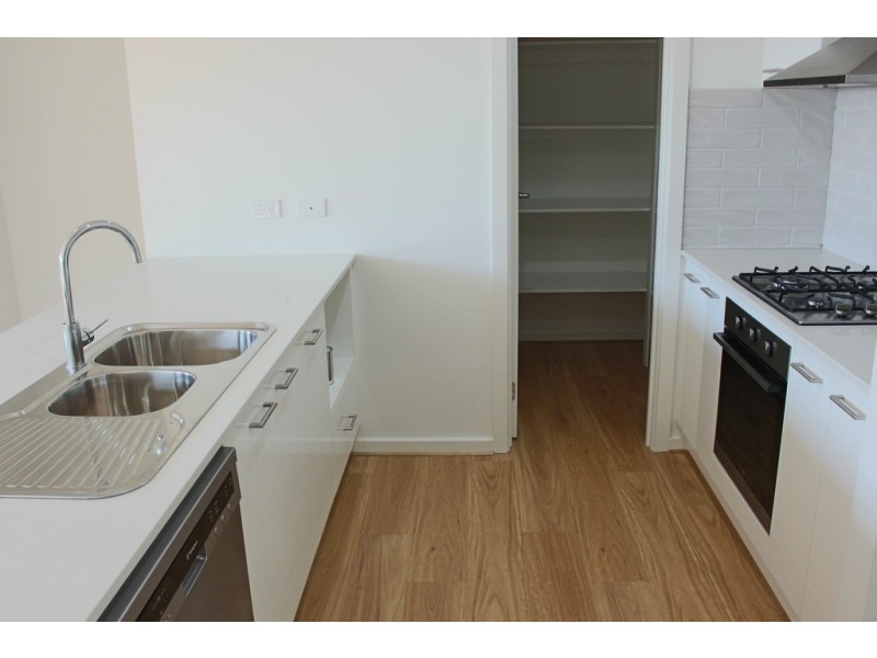 44 Miranda Crescent, St Leonards VIC 3223