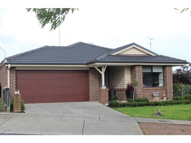 19 Pickworth Drive, Leopold VIC 3224