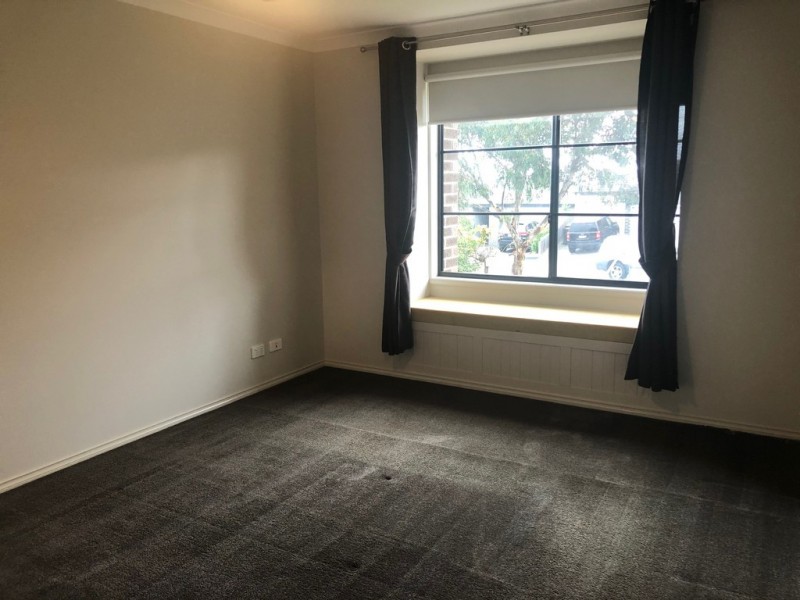 19 Pickworth Drive, Leopold VIC 3224