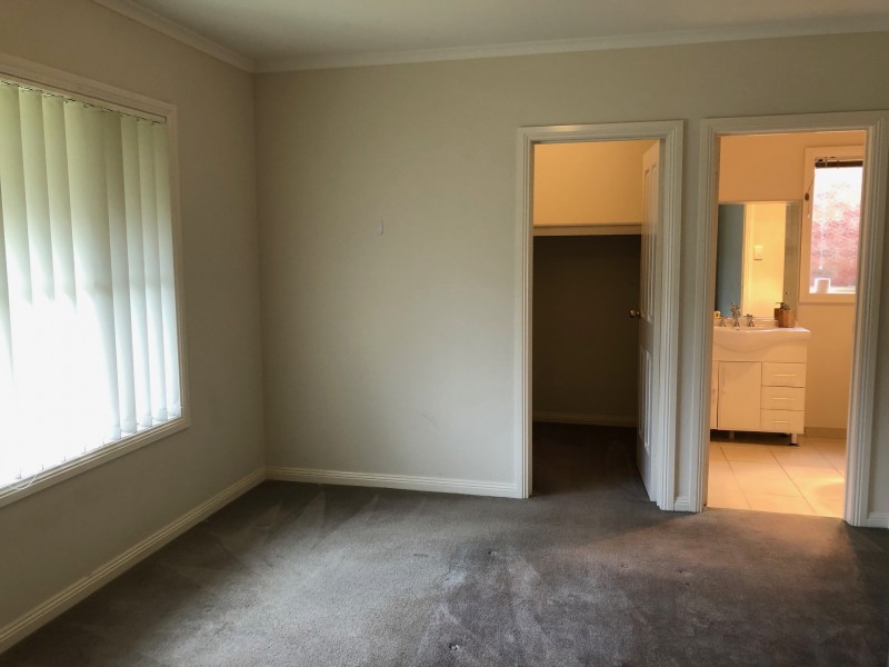 16 Hewitt Drive, Grovedale VIC 3216