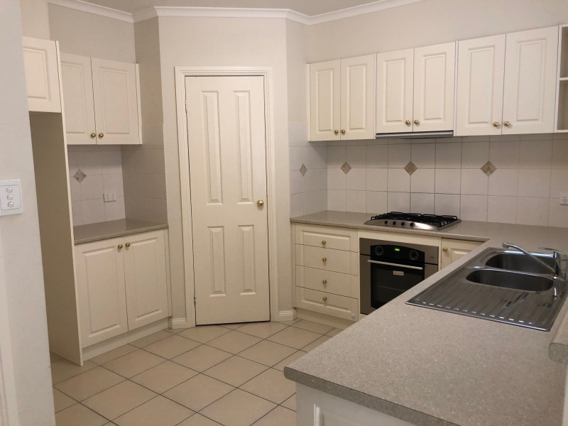 16 Hewitt Drive, Grovedale VIC 3216