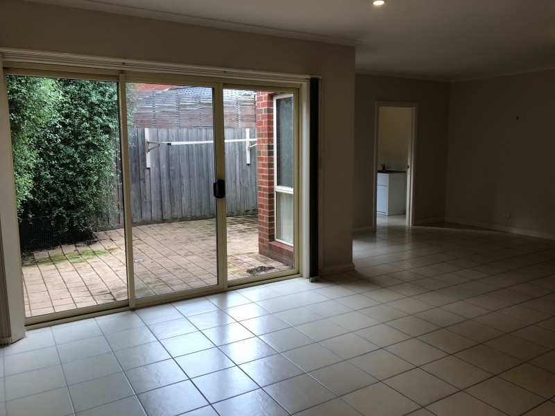 16 Hewitt Drive, Grovedale VIC 3216