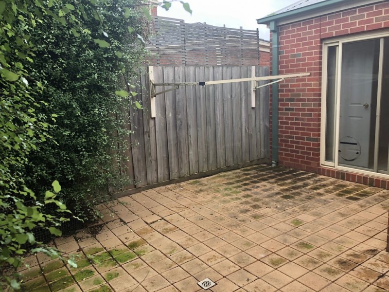 16 Hewitt Drive, Grovedale VIC 3216