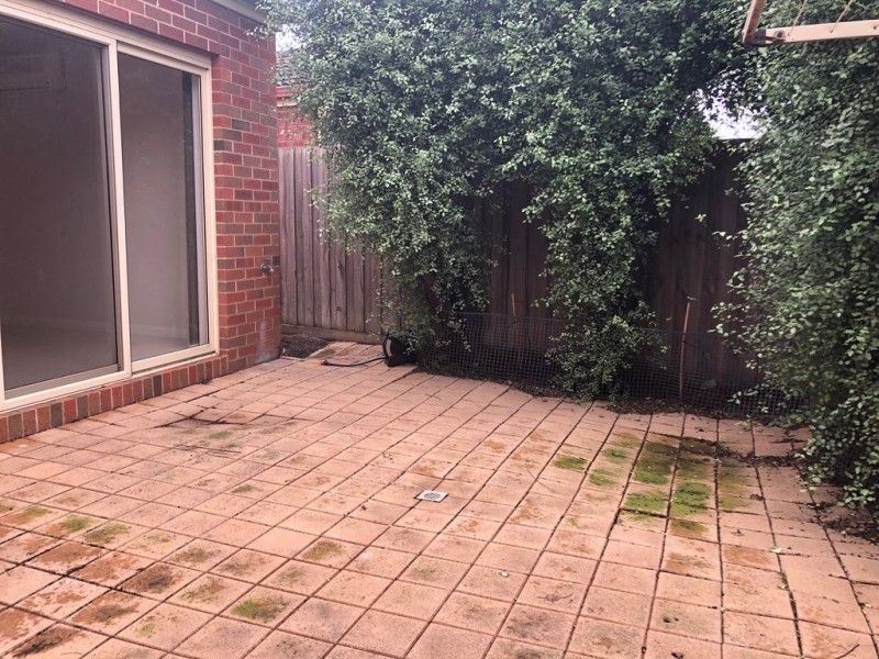 16 Hewitt Drive, Grovedale VIC 3216