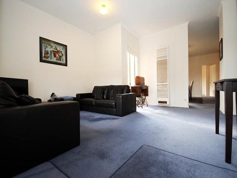 13 Park Lane, Mount Helen VIC 3350