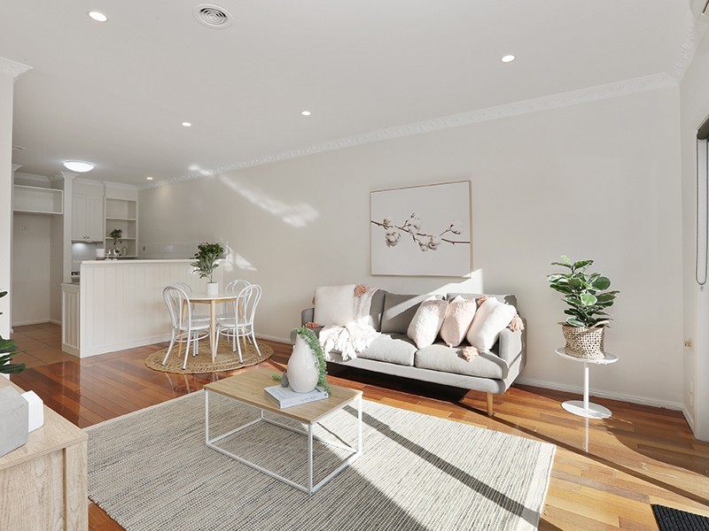 # 2,110 Weller St, Geelong West VIC 3218