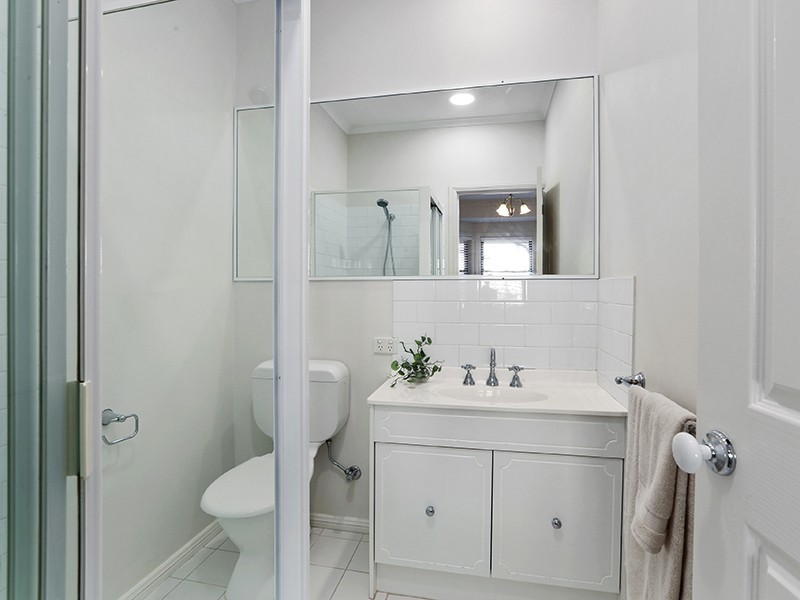 # 2,110 Weller St, Geelong West VIC 3218