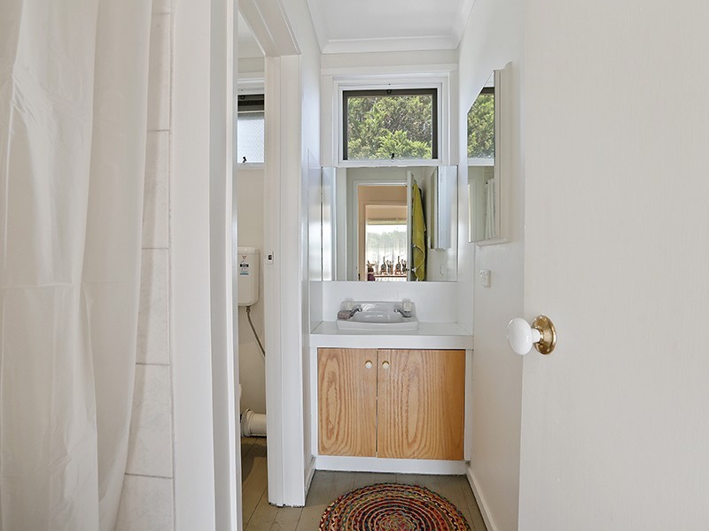 1/1 Holman Crt, Breakwater VIC 3219