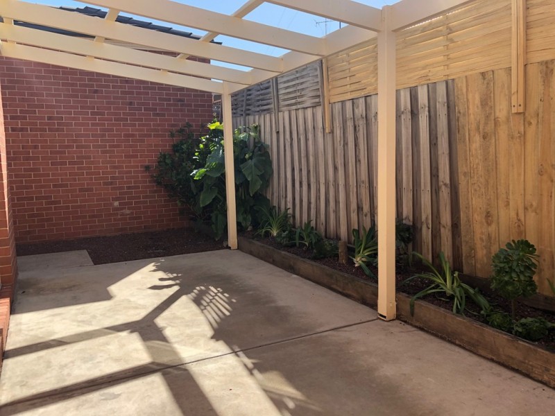 1/14 Belle Vue Avenue, Highton VIC 3216