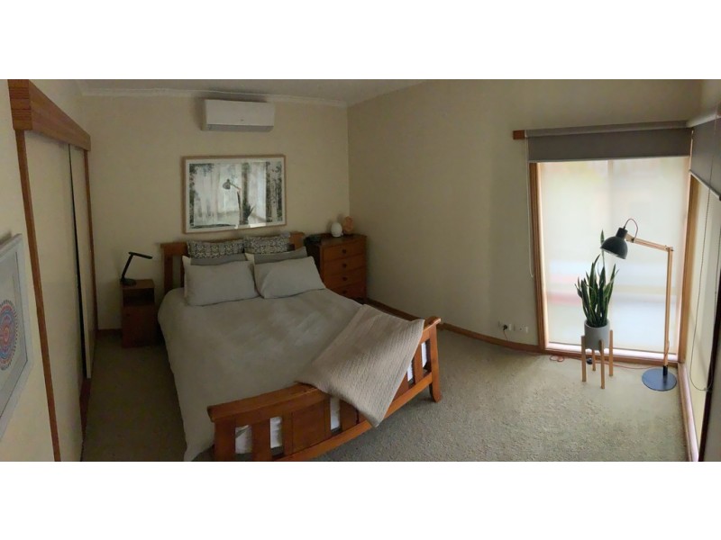 2/265 Roslyn Road, Highton VIC 3216