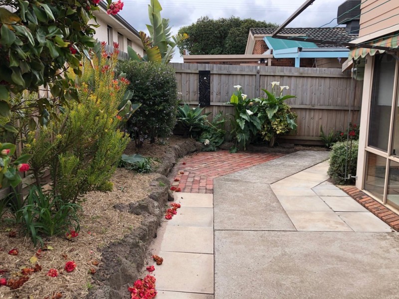 2/265 Roslyn Road, Highton VIC 3216