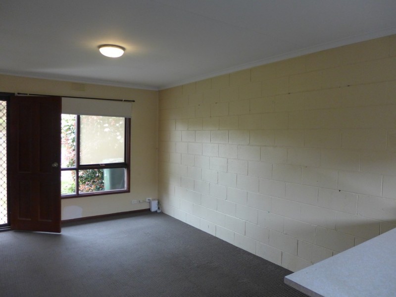 2/154 Bacchus Marsh Road, Corio VIC 3214