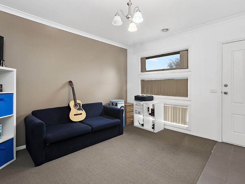 2/54 Torquay Road, Belmont VIC 3216