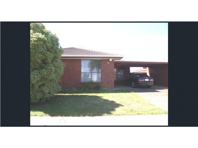 8 Wingarra Drive, Grovedale VIC 3216