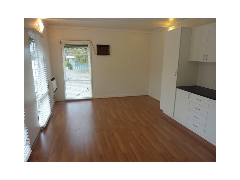 14/94 Aphrasia Street, Newtown VIC 3220