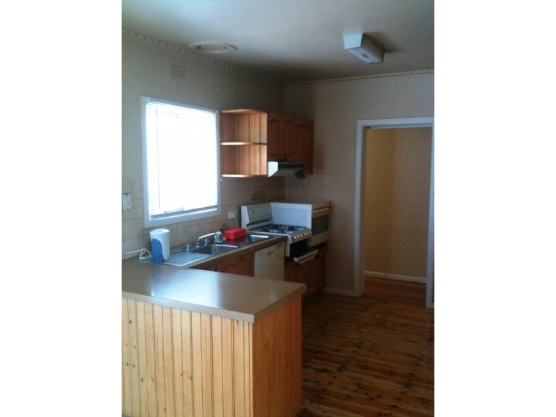 11 Anthony Street, Newcomb VIC 3219