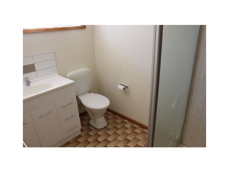 1/2 Wimmera Avenue, Manifold Heights VIC 3218